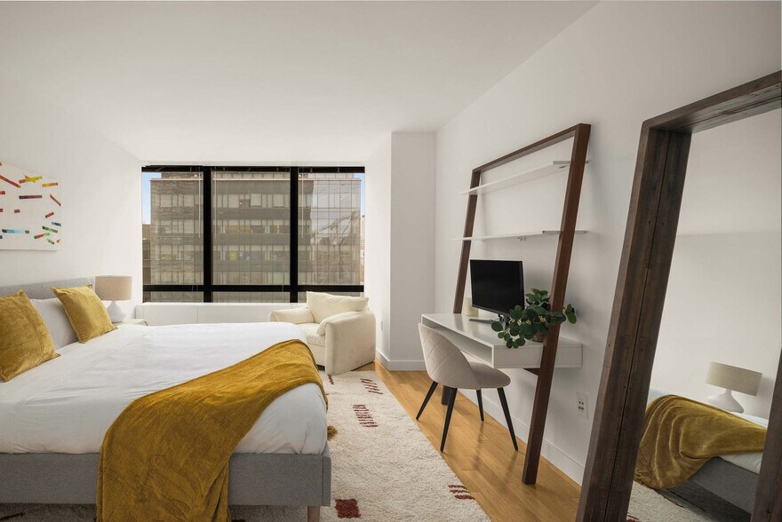 Building Photo - 1113 York Ave