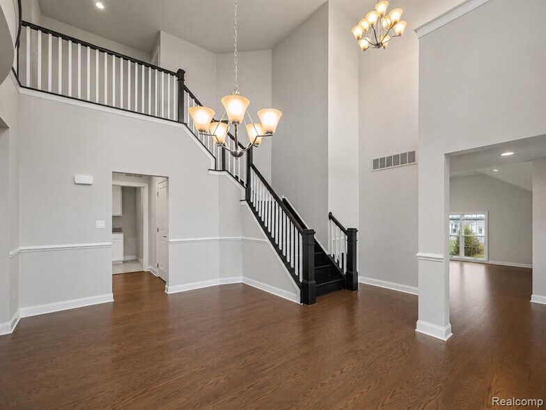 Building Photo - 3219 Brackley Dr