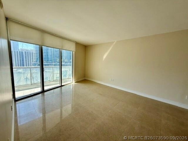 Building Photo - 465 Brickell Ave