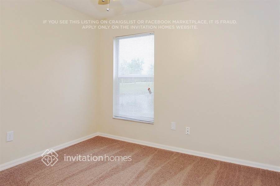 Building Photo - 5705 Lassies Way