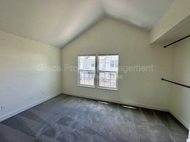 Building Photo - 9616 W Chatfield Ave