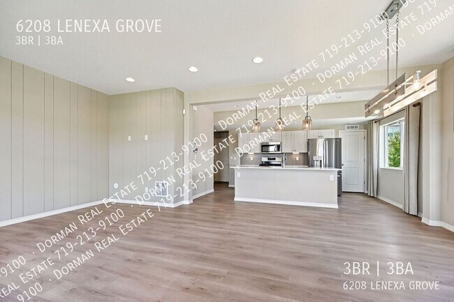 Building Photo - 6208 Lenexa Grv