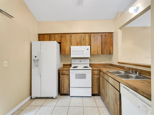 Building Photo - 10427 Riva Ridge Trail