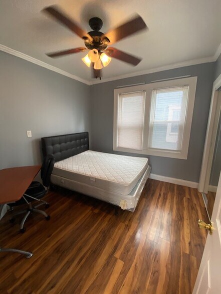 Building Photo - 229 Ashworth Pl