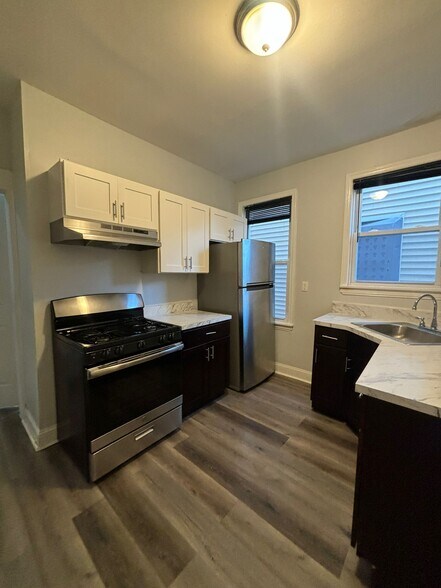 Primary Photo - 182 N 17th St