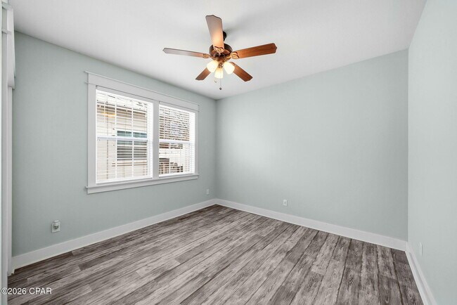 Building Photo - 415 Paradise Blvd