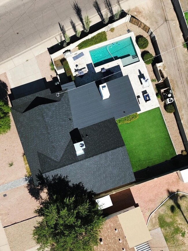 Building Photo - Fantastic home in Scottsdale!