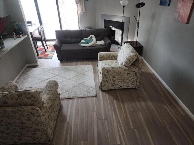 Building Photo - 3369 Forest Ct