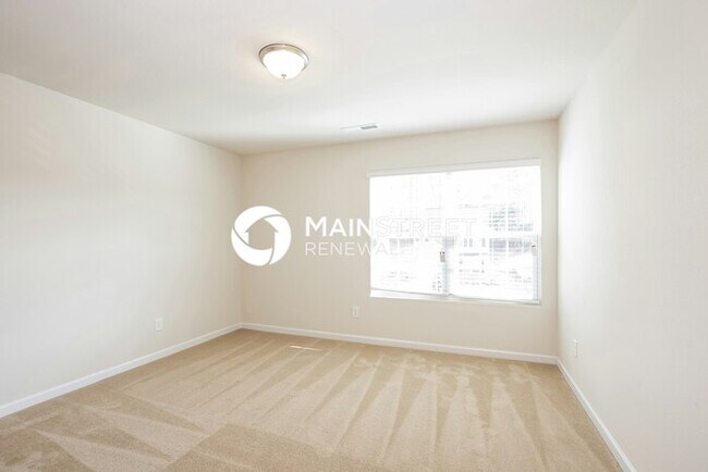 Building Photo - 4 Bedroom Pet-Friendly Home in Charlotte, ...