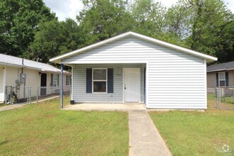 Building Photo - 8437 Cherry Ave