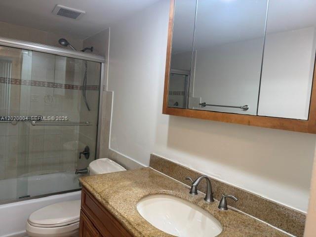 Building Photo - 5401 Collins Ave