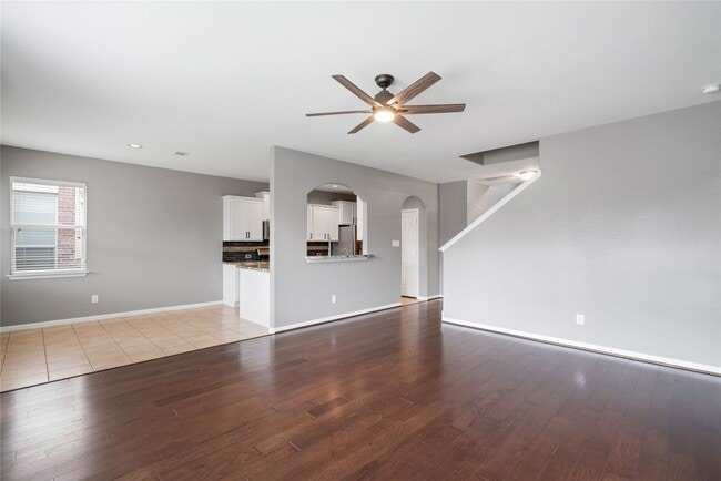 Building Photo - 8923 Jordi Dr