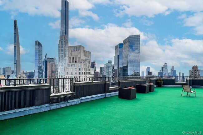 Building Photo - 20 W 64th St