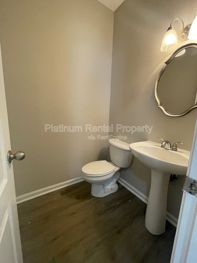 Building Photo - 2355 Bigwood Trail