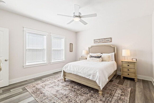 Building Photo - 24 Beach View Dr