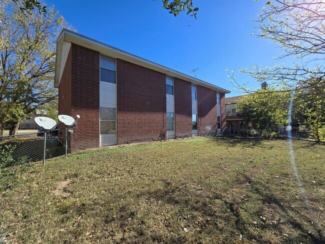 Building Photo - COMING SOON!!