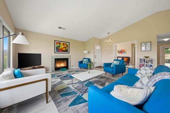 Building Photo - 42402 Sand Dune Dr