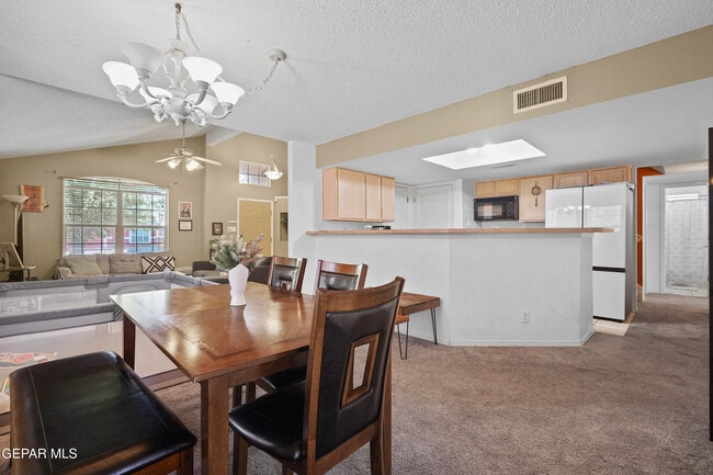 Building Photo - 5009 Cedar Sands Ln
