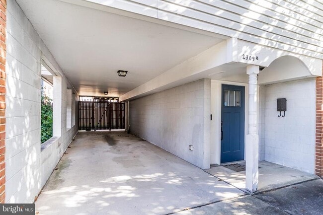 Building Photo - 2309 N 2nd St