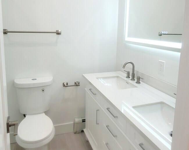 Building Photo - 53 W Eagle St