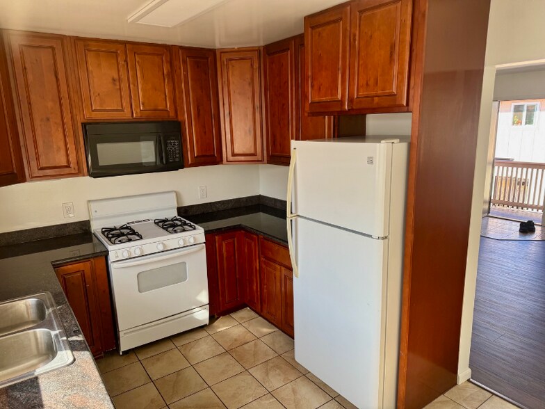 Building Photo - 3810 Redding St