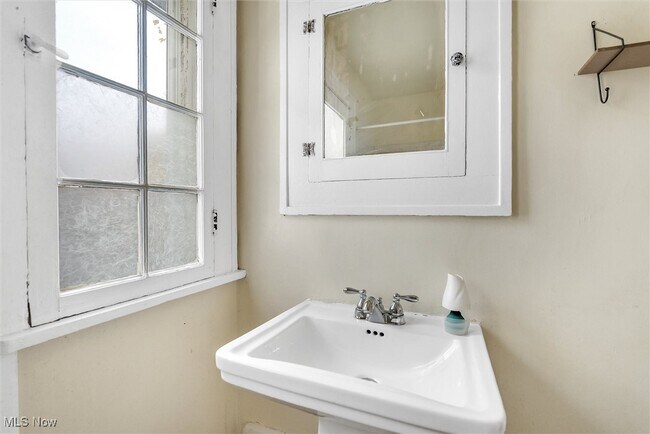 Building Photo - 3328 Kildare Rd