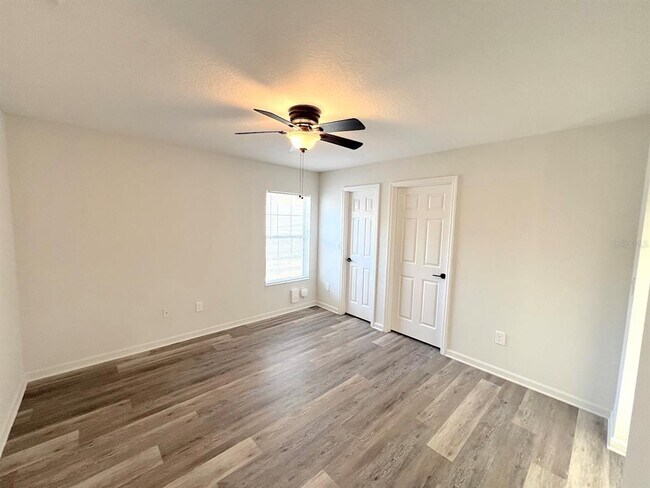 Building Photo - 20 Plateau Ln