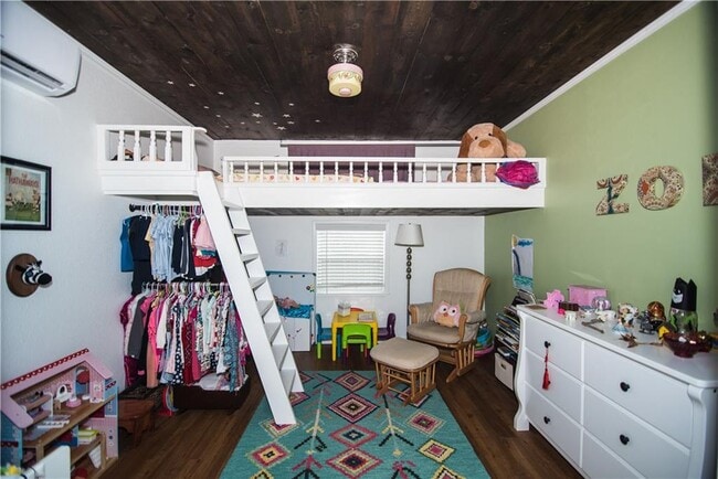 Building Photo - 2713 Sweeney Ln