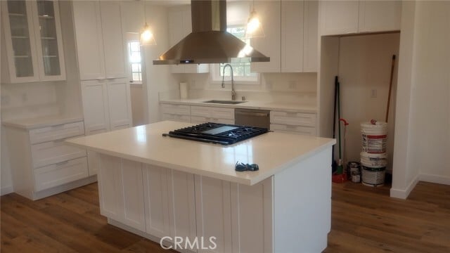 Building Photo - 1907 W 154th Pl