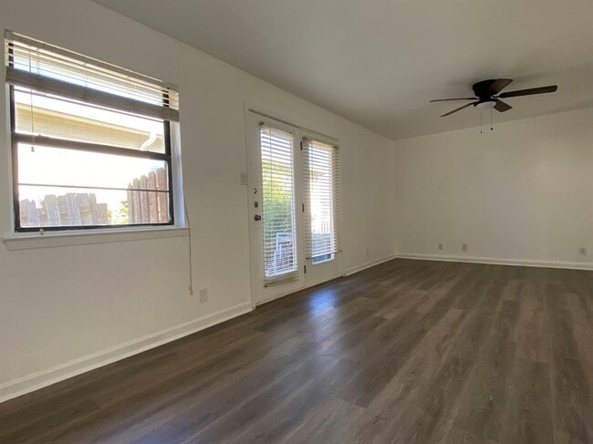 Building Photo - 5813 Signal Point