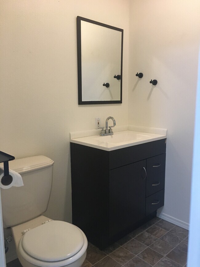 Building Photo - 901 Mount Olympus Ave SE