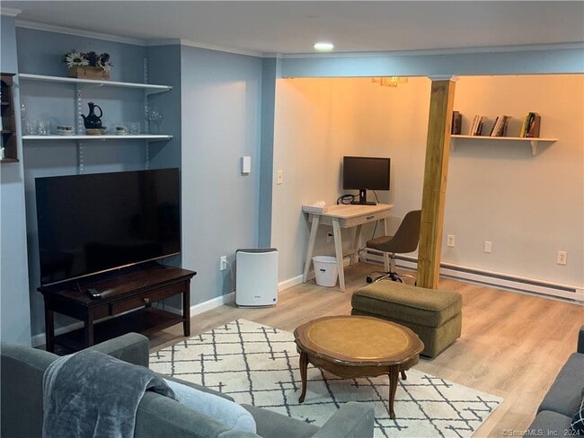 Building Photo - 9 Beech St