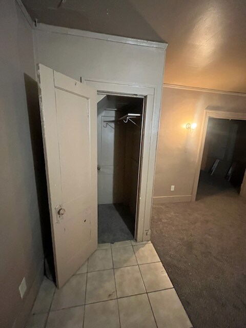 Building Photo - 8831 Quincy St