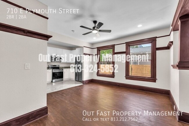 Building Photo - 710 E Plymouth St