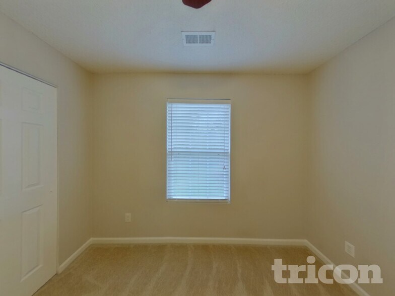Building Photo - 5862 Mahogany Pl SW
