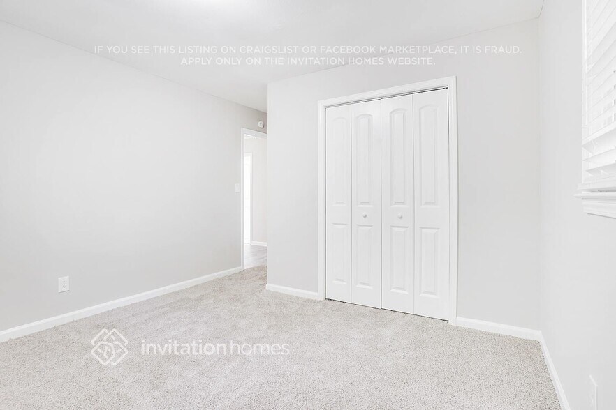 Building Photo - 3558 Pine Needle Dr SW