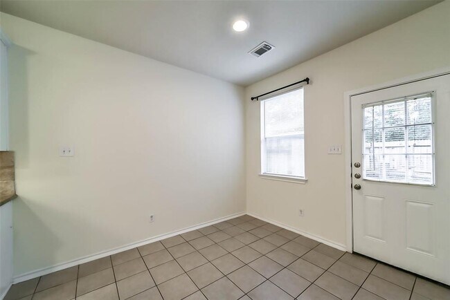 Building Photo - 246 W Stedhill Loop