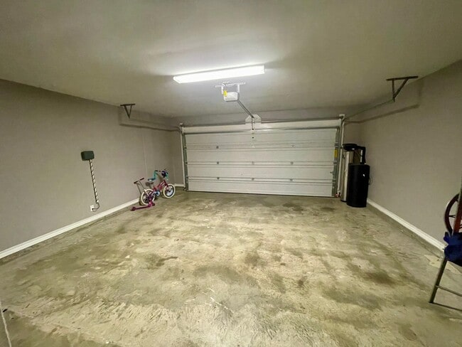 Building Photo - 1918 Aransas Pass Dr