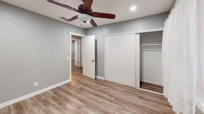 Building Photo - Beautifully Updated 3BR/2BA Single-Family Home in Rancho Cucamonga-Not a single step!