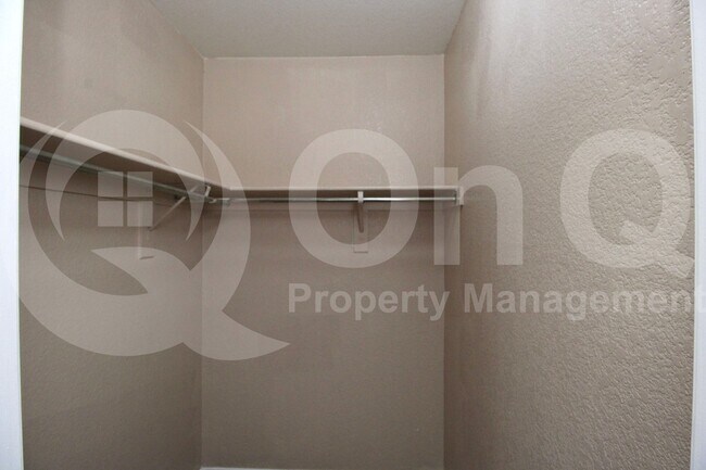 Building Photo - 9628 W Cordes Rd