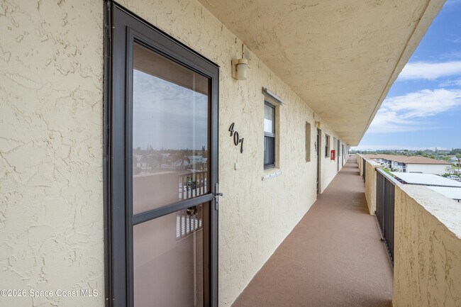 Building Photo - 500 Palm Springs Blvd