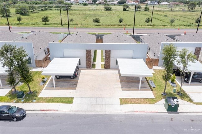 Building Photo - 9223 N 59th Ln
