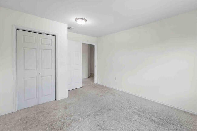 Building Photo - 11012 Culzean Dr