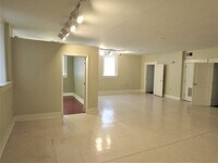 Building Photo - 715 Sherman St