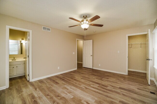 Building Photo - 381 Stone Mill Rd