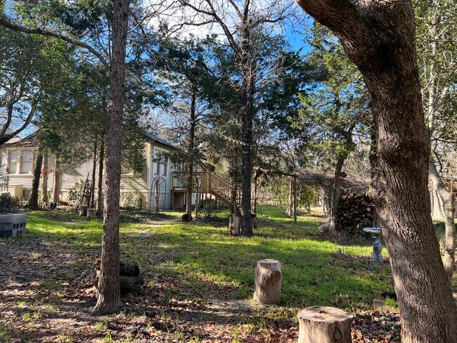 Building Photo - 292 Spence Ln