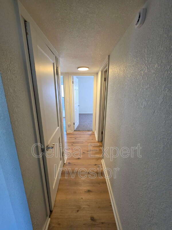 Building Photo - 4317 Spatz Ave