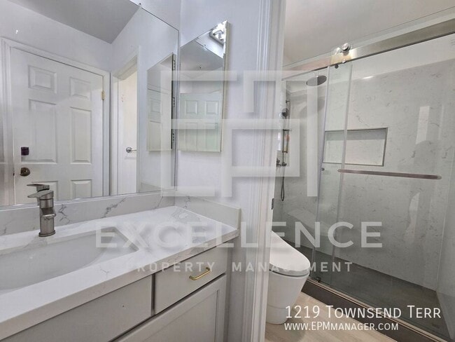 Building Photo - 1219 Townsend Terrace