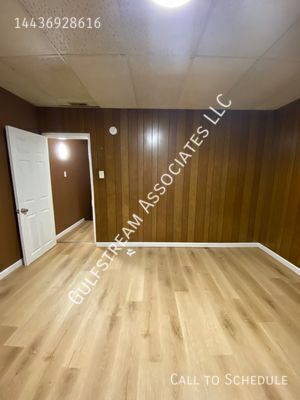 Building Photo - 2406 E Oliver St