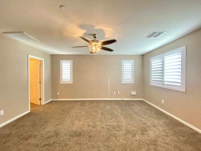 Building Photo - 3621 Vino Biano Ave
